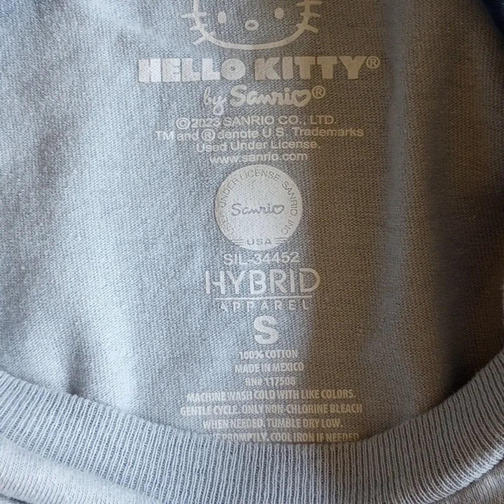 Hello Kitty Happy T-shirt S Dusty Blue 100% Cotton Sanrio  50off3 - Picture 3 of 6